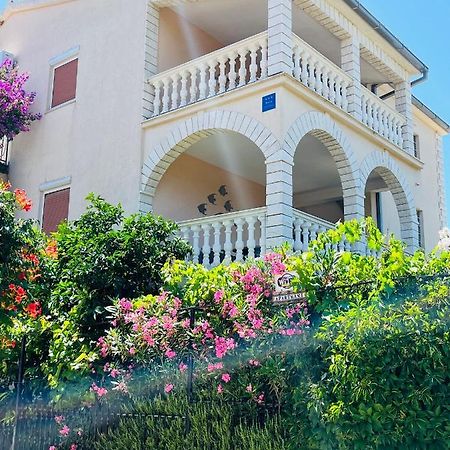 Apartmani Mate Rogoznica  Luaran gambar