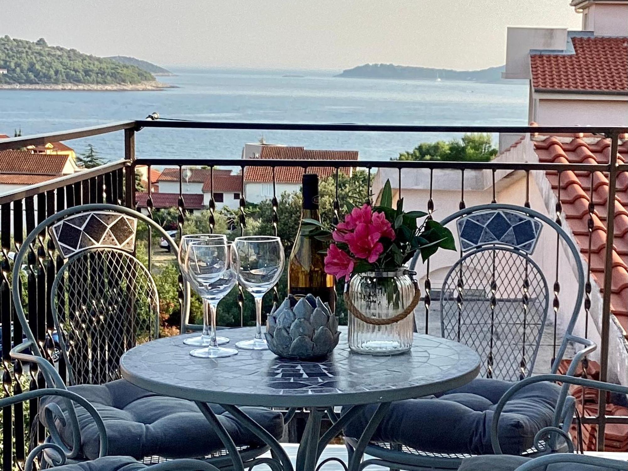Apartmani Mate Rogoznica  Luaran gambar