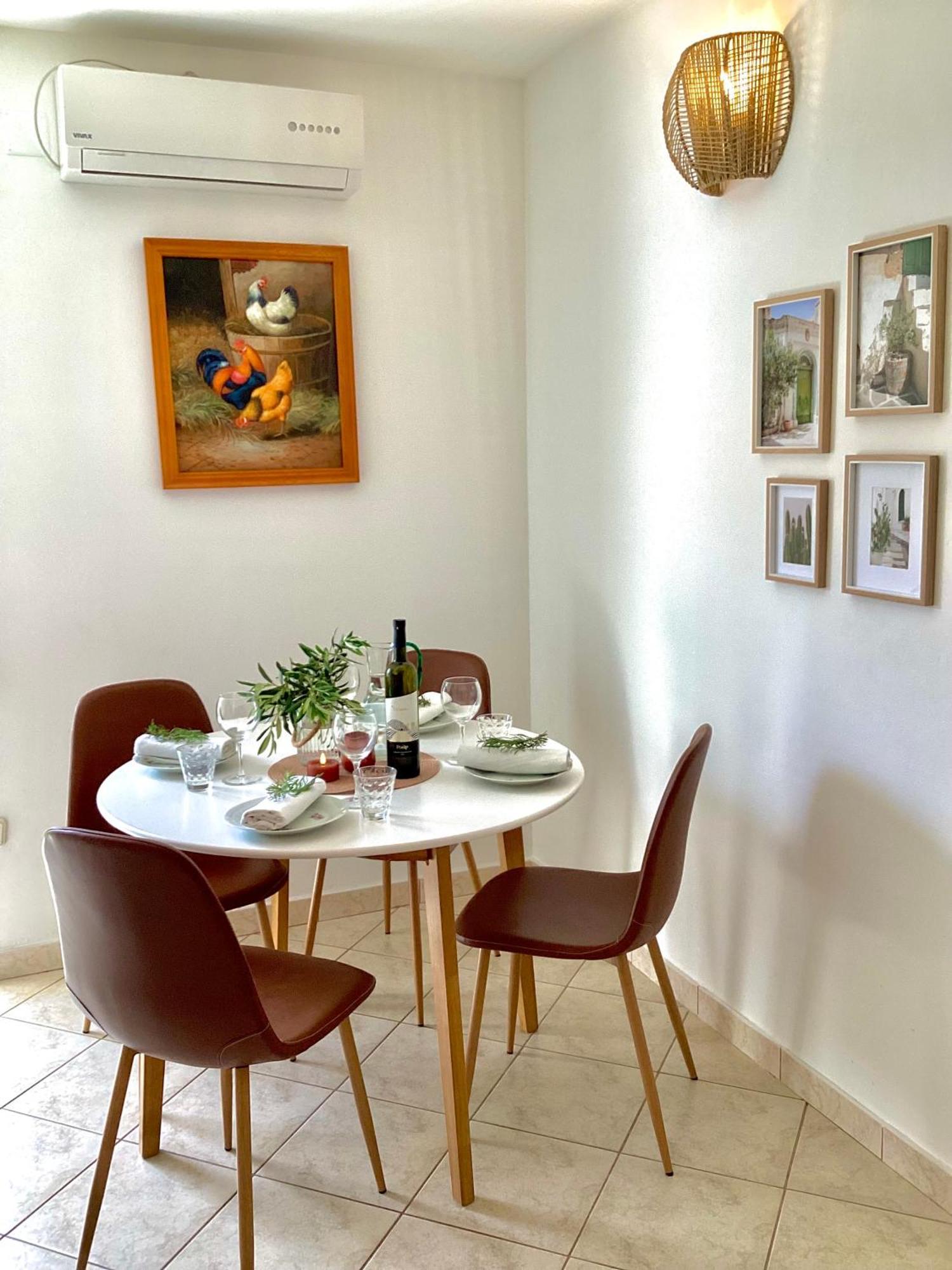 Apartmani Mate Rogoznica  Bilik gambar