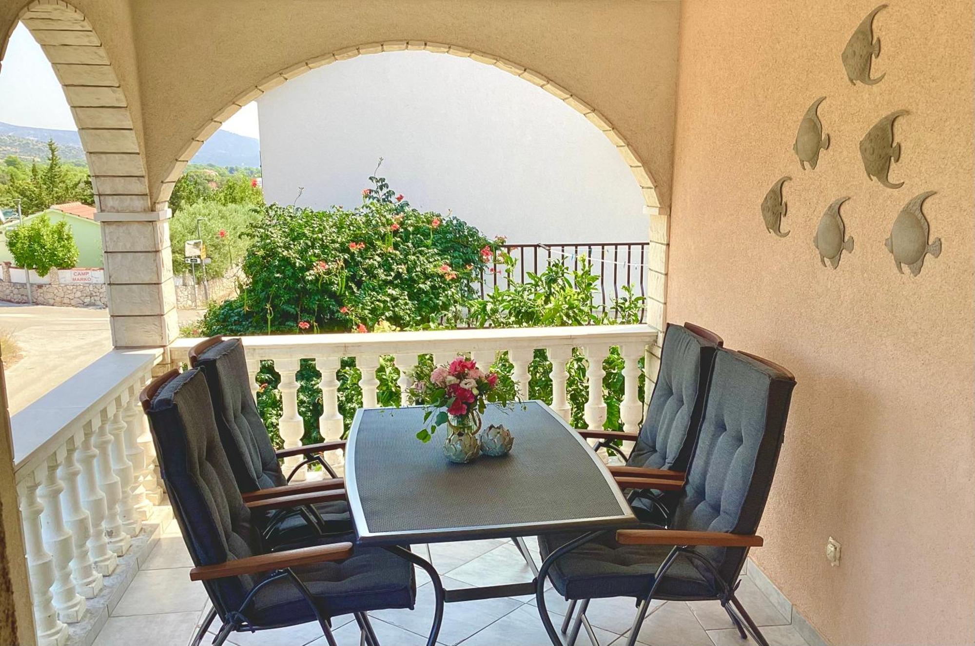 Apartmani Mate Rogoznica  Bilik gambar